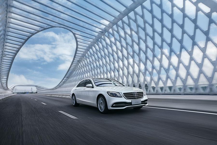  Mercedes-Benz S450 L (V222) 2017 года  (CN) (фото 3 из 12)